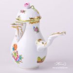 Coffee Pot with Rose Knob 634-0-09 VBO Queen Victoria decor. Herend porcelain hand painted