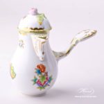 Coffee Pot with Rose Knob 634-0-09 VBO Queen Victoria decor. Herend porcelain hand painted