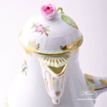 Coffee Pot with Rose Knob 634-0-09 VBO Queen Victoria decor. Herend porcelain hand painted