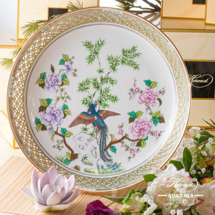 Ornamental Plate 7499-0-00 SP840 Special Phoenix pattern. Herend fine china and hand painted. Round shaped Ornaments