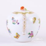 Tea Pot with Rose Knob 606-0-09 VBO Queen Victoria decor. Herend fine china hand painted