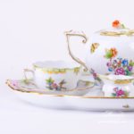 Tea Set for 2 Persons - Herend Queen Victoria VBO decor. Herend porcelain hand painted. Tableware