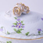 Sugar Basin w. Rose Knob 6012-0-09 IA Imola design. Classic Herend pattern. Herend fine china. Hand painted tableware