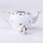 Tea Pot with Rose Knob 606-0-09 PBG Cornflower Garland design. Herend fine china. Hand painted tableware