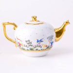 Tea Pot with Twisted Knob 20603-0-06 FODO Oriental Showmen design. Herend fine china. Hand painted tableware