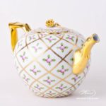 Tea Pot with Rose Knob 20604-0-09 SPROG Sevres Roses design. Herend porcelain. Hand painted tableware