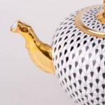 Tea Pot w. Twisted Knob 20606-0-06 VHN Black Fish Scale design. Herend porcelain. Hand painted tableware