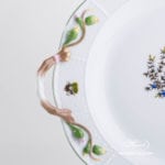 Round Dish w. Handles 171-0-00 CHTM Hunter Trophies pattern. Chamois motif. Green rim. Herend fine china. Hand painted tableware