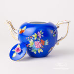 Tea Pot w. Rose Knob 608-0-09 VE-FB Queen Victoria on Blue Background design. Classic Herend design. Herend fine china. Hand painted tableware