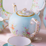 Tea Pot w. Rose Knob 20605-0-09 QS Four Seasons pattern. Herend porcelain
