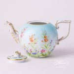 Tea Pot w. Rose Knob 20605-0-09 QS Four Seasons pattern. Herend porcelain