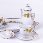 Herend - Coffee Pot w. Twisted Knob 20613-0-06 NOEL Christmas design. Herend fine china