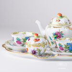 Herend Old QUEEN VICTORIA tea set. A densely painted traditional decor from 1852.