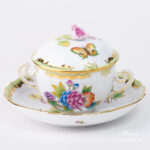 Queen Victoria Soup cup with lid VBO. Herend fine china tableware.